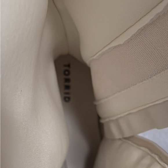 Torrid Western Knee Boots size 10ww NWOT - Picture 8 of 9